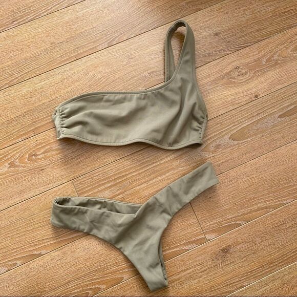 Wanderlust-one Strap Bikini Top & Minimal Bikini - Picture 3 of 12